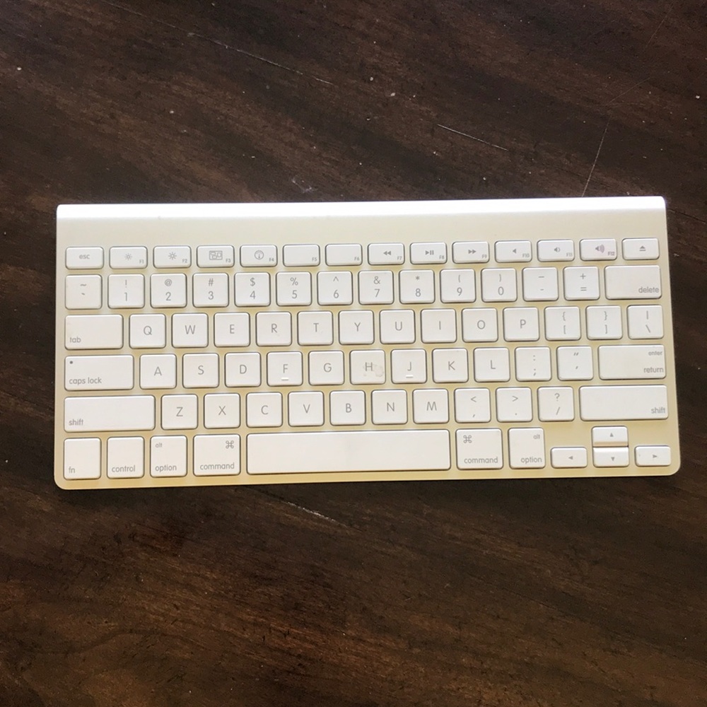 Apple keyboard